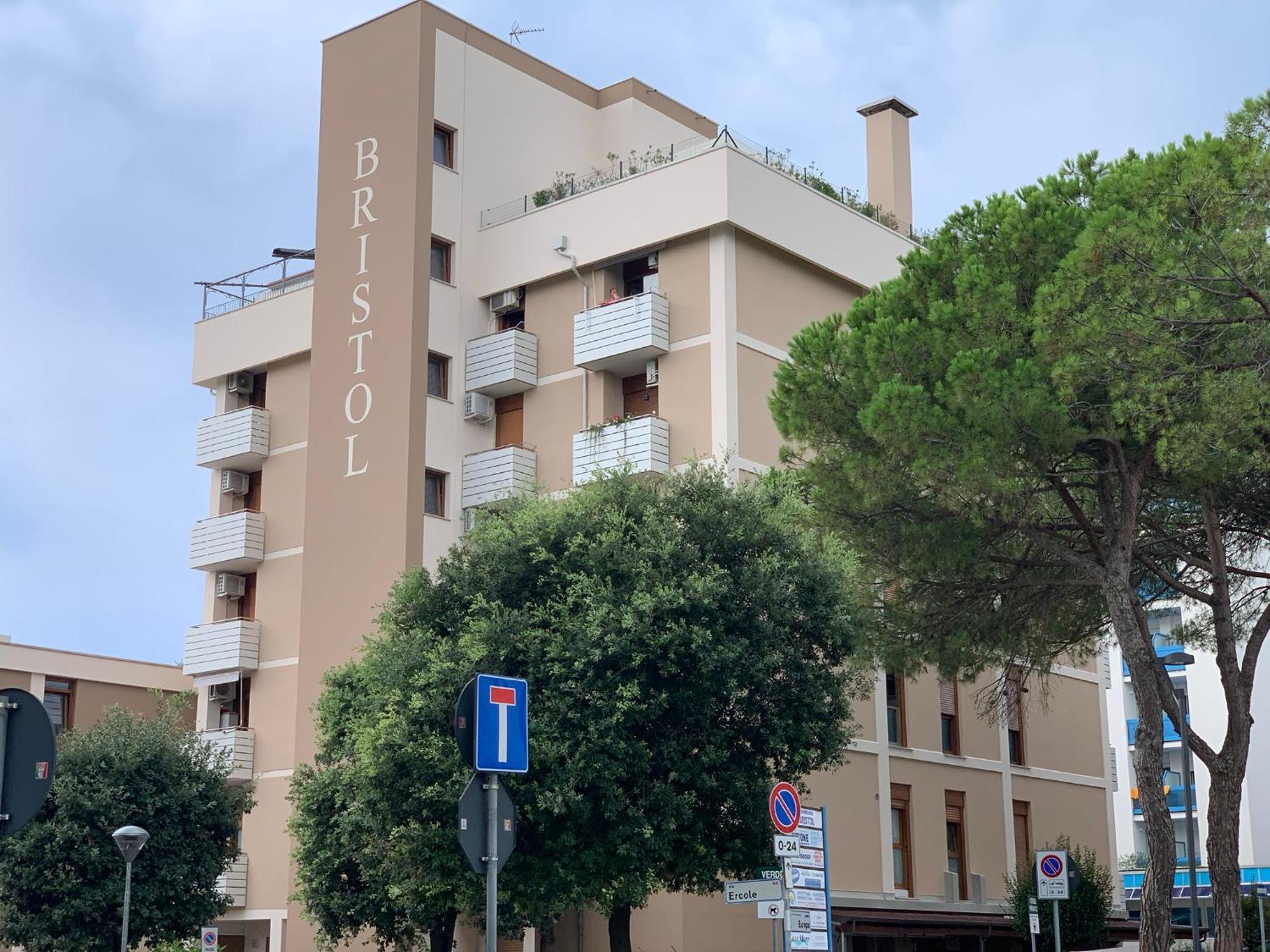 Residence Bristol Bibione Luaran gambar